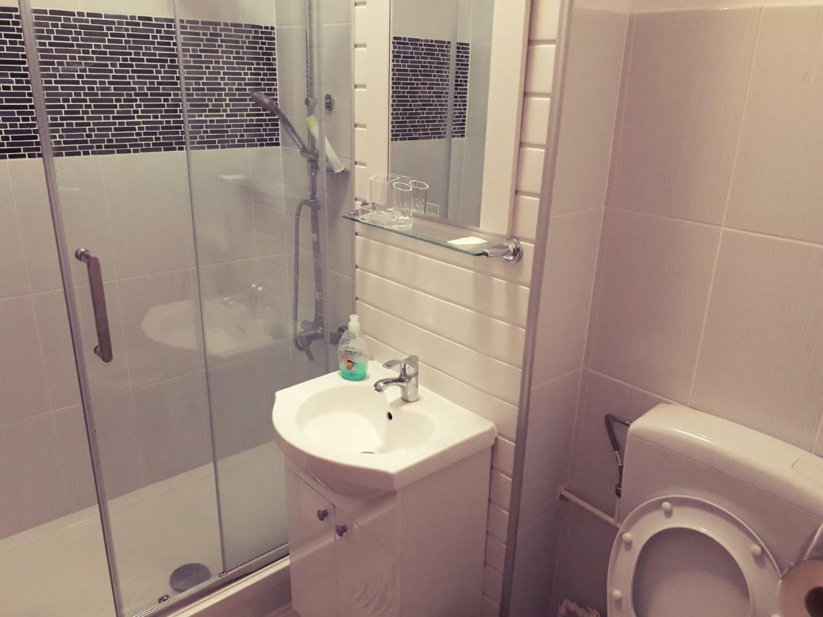 Iasi City Break Rooms Kültér fotó